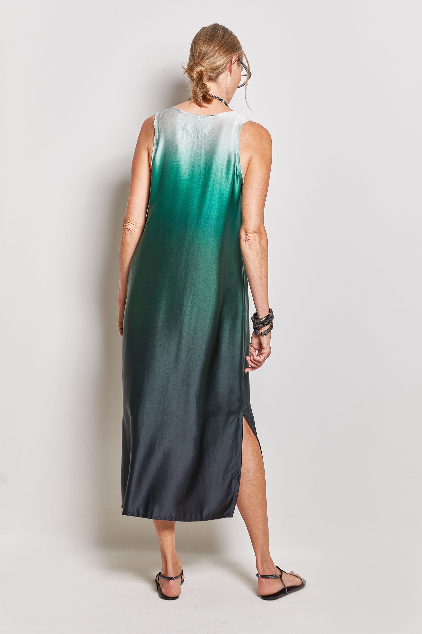 byfreer peignoir dark ombré silk maxi dress.