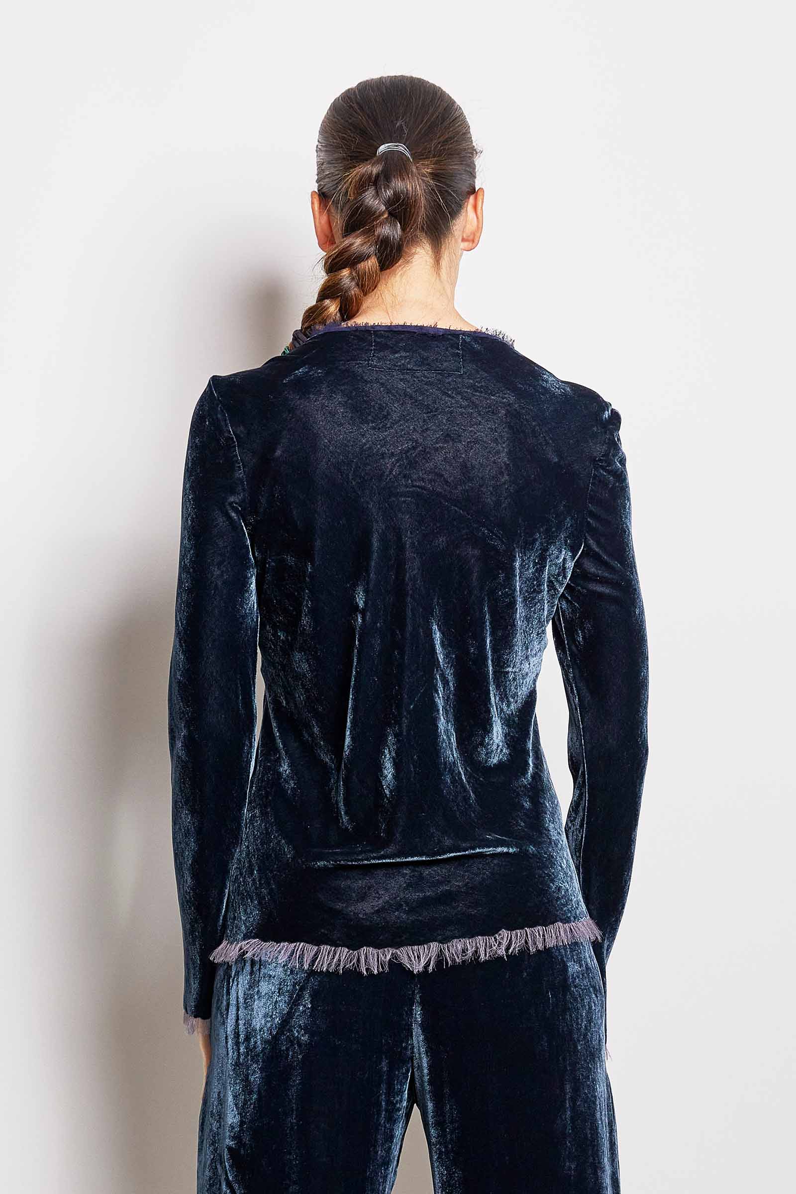 silk velvet velly fringed long sleeve top.