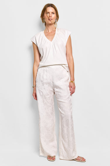 fin laminated v-neck top