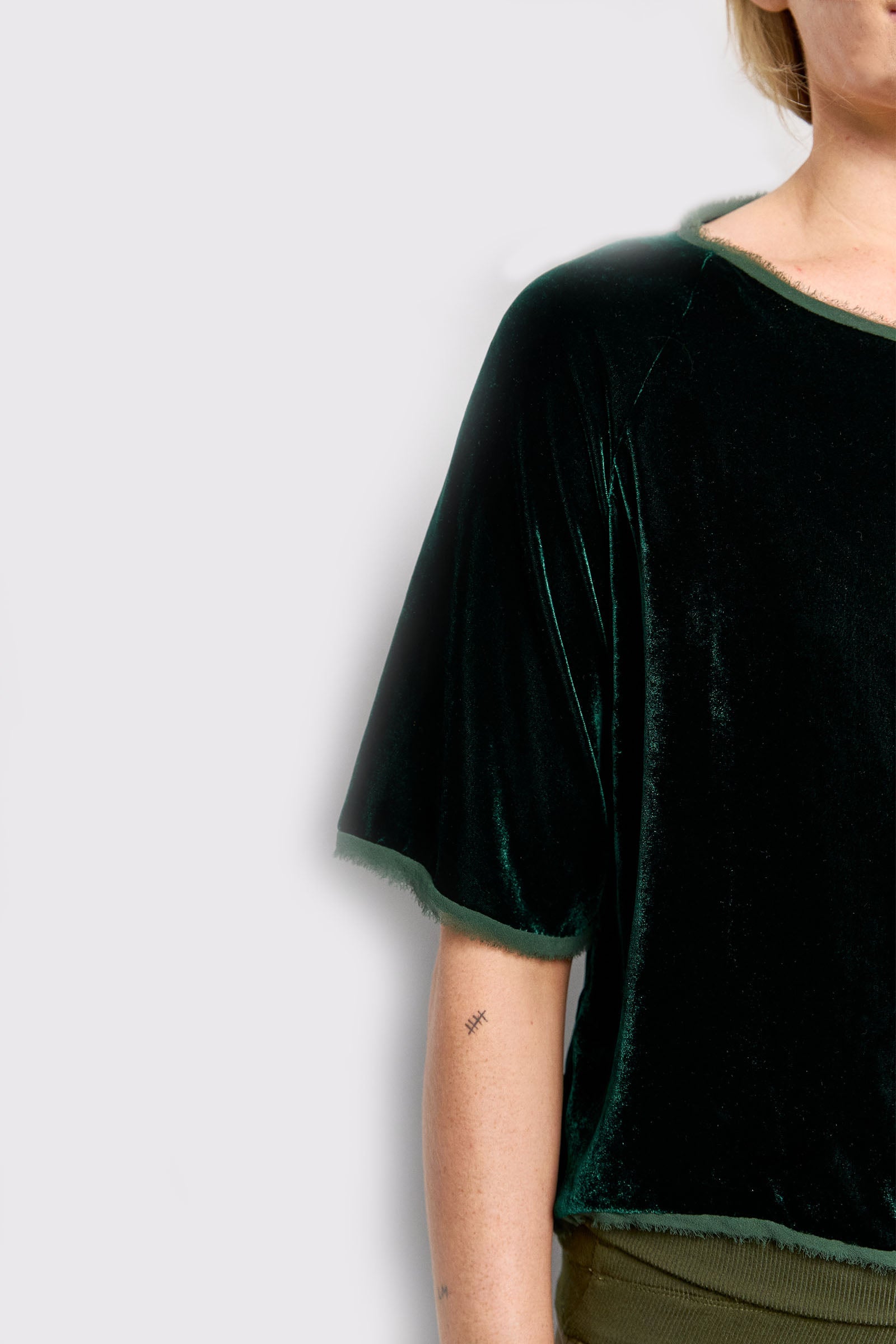 piper velvet tee