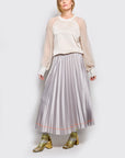 pleat satin skirt