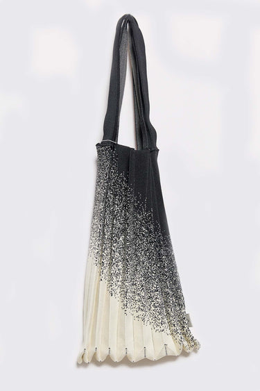 PLEATSMAMA graduation shoulder bag