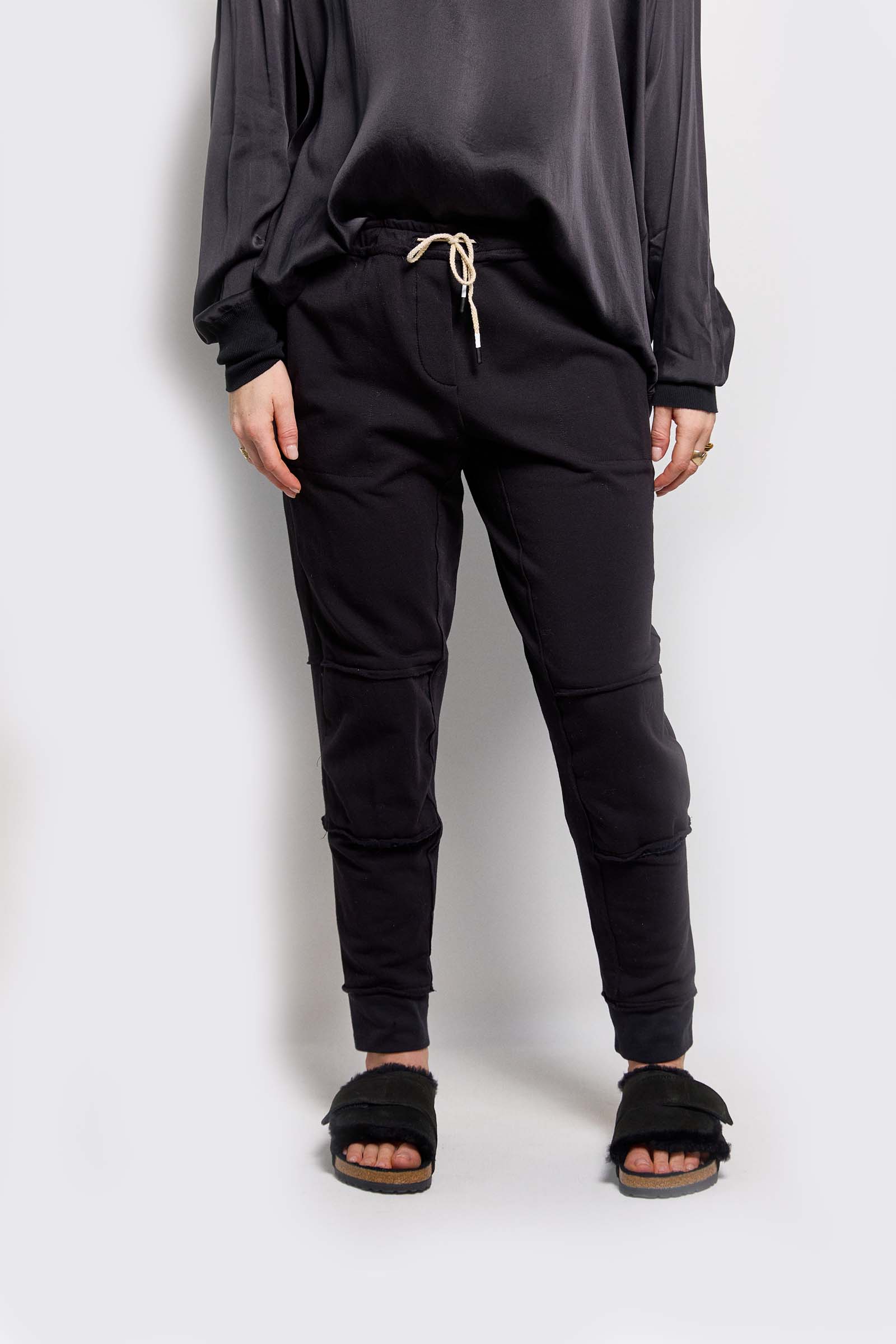 skip silk lined track pant