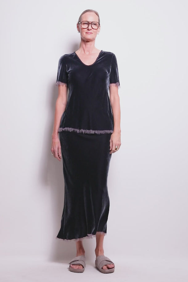 velly silk viscose velvet fringe short sleeve bias top.